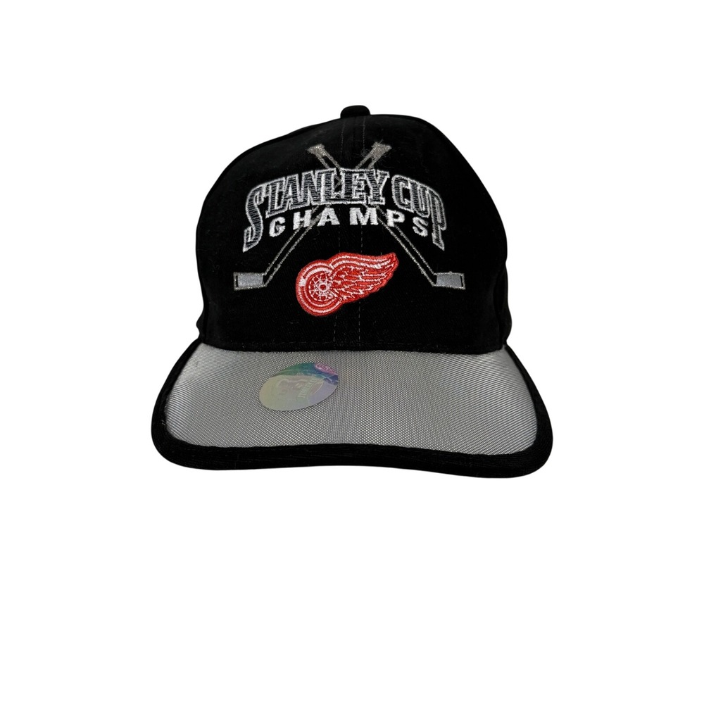 Vintage Detroit Red Wings 1998 Stanley Cup Champions Starter Hat NHL